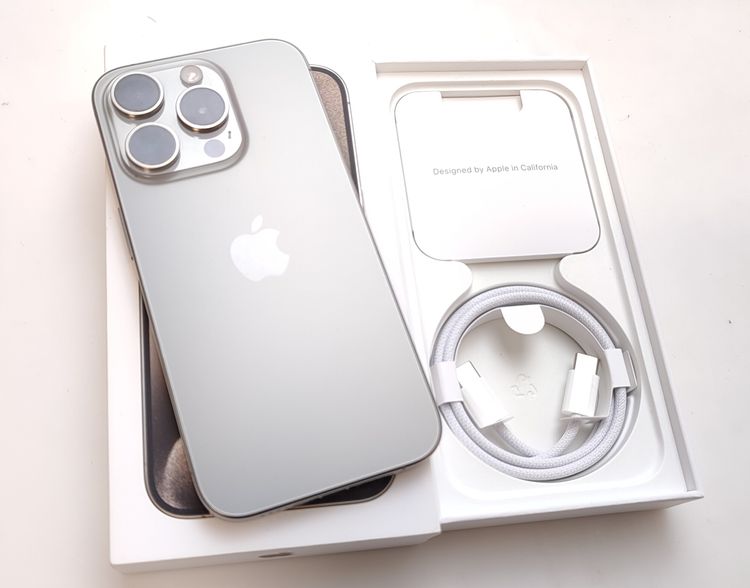 ������ʡ� iPhone15 Pro 128GB �ʥ����� ������SIM�ե꡼ �Хåƥ꡼87%
