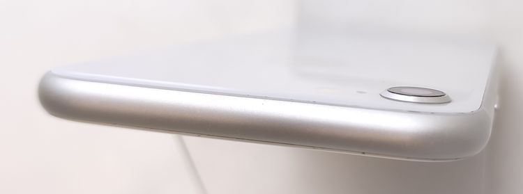 ������ʡ� iPhone8 64GB ����С� SIM���å�����Ѥ� ��Ƚ�� 93%