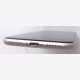 �ڿ���Ʊ�͡� iPhone SE3 64GB �������饤�� SIM�ե꡼ ��Ƚ�� �Хåƥ꡼100%