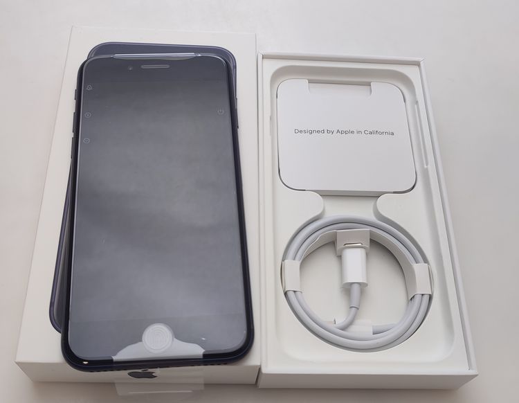�ڿ���̤���ѡ� iPhone SE3 64GB �ߥåɥʥ��� SIM�ե꡼ ��Ƚ��
