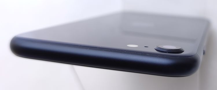 ��������š� iPhone SE3 128GB �ߥåɥʥ��� SIM�ե꡼ ��Ƚ�� 93%