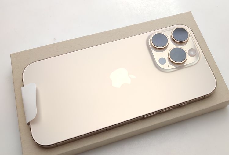 �ڸ���̤���ѡ� iPhone16 Pro 128GB �ǥ����ȥ����˥��� SIM�ե꡼ ��Ƚ��