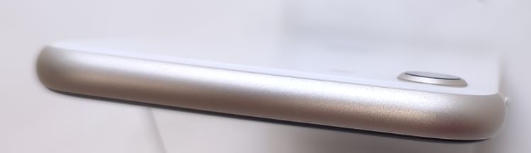 š iPhone SE3 64GB 饤 SIMե꡼ Ƚ 86%