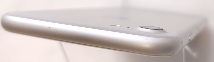 ʡ iPhone7 32GB С SIMå Ƚ 84%