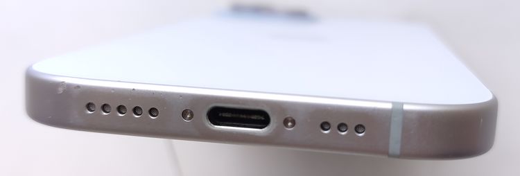 ������ʡ� iPhone15 128GB �֥롼 SIM�ե꡼ ��Ƚ�� �Хåƥ꡼84%