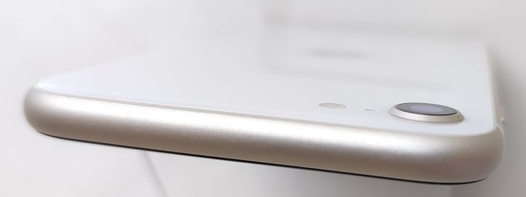 ������ʡ� iPhone SE3 64GB �������饤�� SIM�ե꡼ ��Ƚ�� �Хåƥ꡼91%
