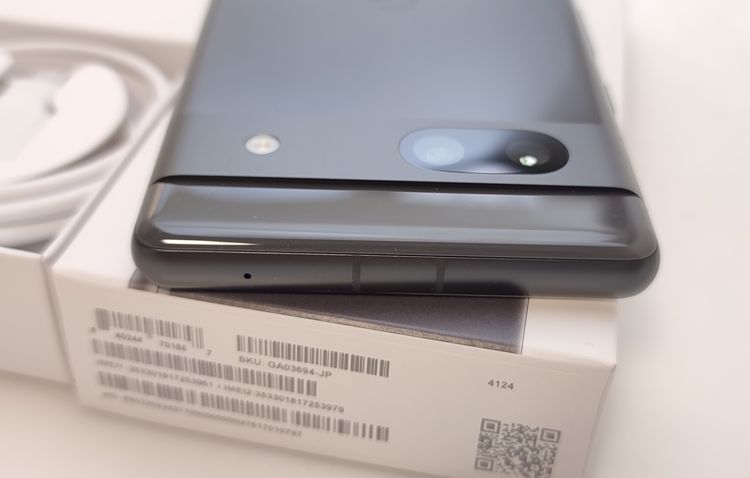 �ڿ���̤���ѡ� Google Pixel 7a 128GB ���㥳���� au/UQ�� SIM�ե꡼