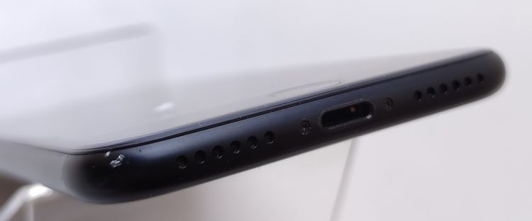 ʡ iPhone SE2 64GB ֥å SIMå Ƚ 85%