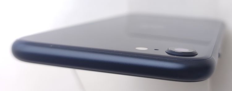 ��������š� iPhone SE3 64GB �ߥåɥʥ��� SIM�ե꡼ ��Ƚ�� 98%