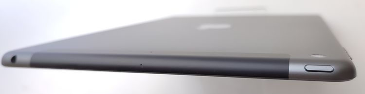 ������ʡ� iPad ��9���� 256GB ���졼 SIM�ե꡼ ��Ƚ�� �Хåƥ꡼99��