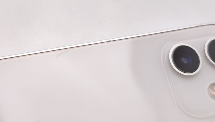 ������ʡ� iPhone12 64GB �ۥ磻�� SIM���å�����Ѥ� ��Ƚ�� �Хåƥ꡼93%