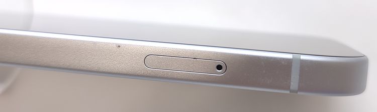 ������ʡ� iPhone15 128GB �֥롼 SIM�ե꡼ ��Ƚ�� �Хåƥ꡼89%