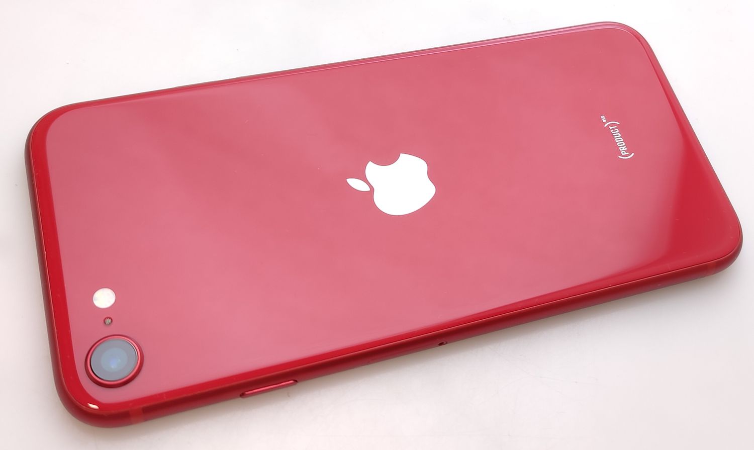 ムスビー｜【美品中古】 iPhone SE2 128GB レッド SIMロック解除済 