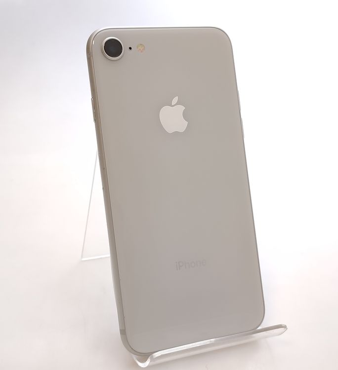 ��������ʡ� iPhone8 64GB ����С� SIM���å�����Ѥ� ��Ƚ�� 90%
