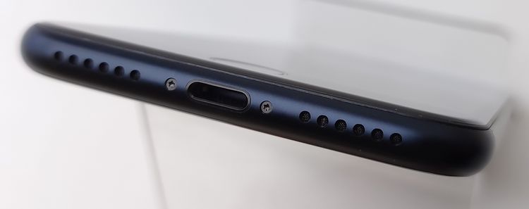 š iPhone SE3 64GB ߥåɥʥ SIMե꡼ Ƚ 87%