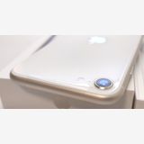 �ڿ���̤���ѡ� iPhone SE3 64GB �������饤�� SIM�ե꡼ ��Ƚ��