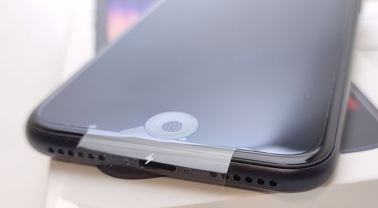 �ڿ���̤���ѡ� iPhone SE3 64GB �ߥåɥʥ��� SIM�ե꡼ ��Ƚ��