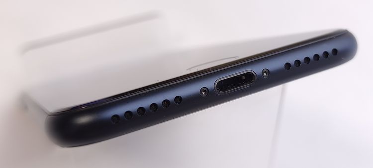 ��������š� iPhone SE3 64GB �ߥåɥʥ��� SIM�ե꡼ ��Ƚ�� �Хåƥ꡼82%