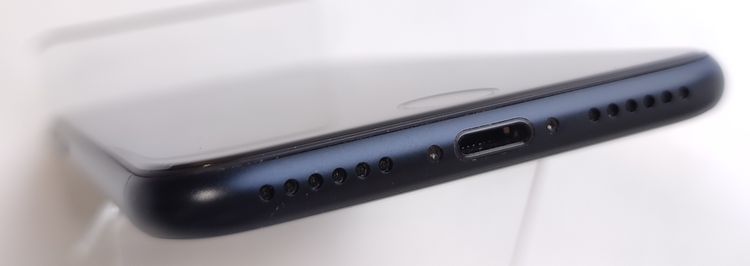 ������ʡ� iPhone SE3 128GB �ߥåɥʥ��� SIM�ե꡼ ��Ƚ�� 100%