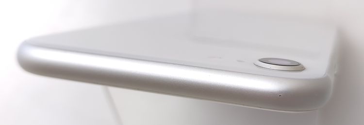 ��������ʡ� iPhone8 64GB ����С� SIM���å�����Ѥ� ��Ƚ�� 90%