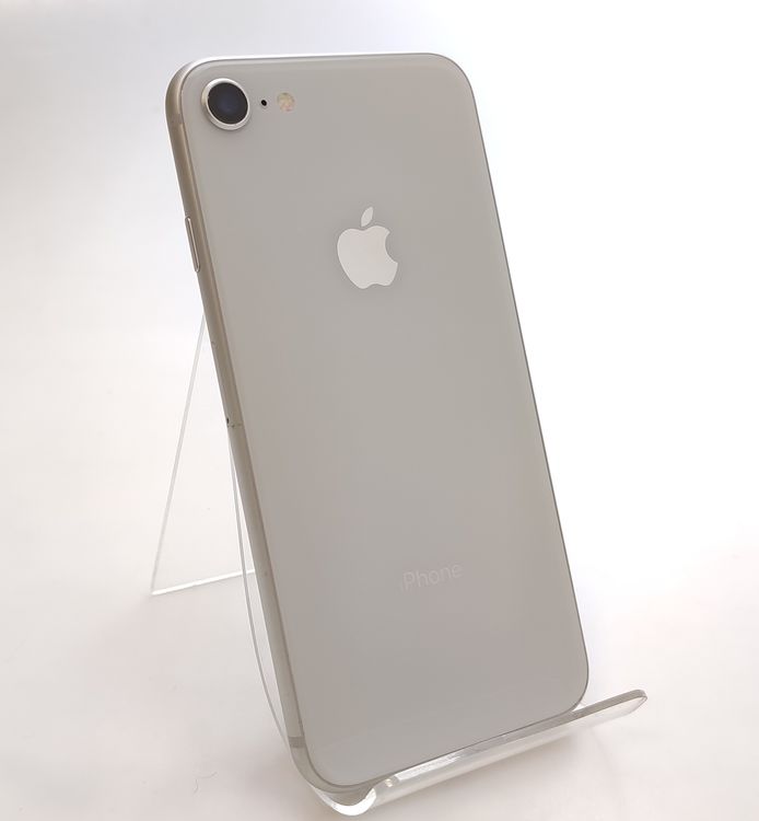 ������ʡ� iPhone8 64GB ����С� SIM���å�����Ѥ� ��Ƚ�� 93%