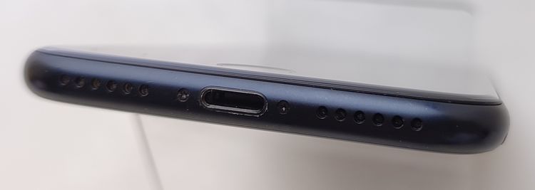������ʡ� iPhone SE3 128GB �ߥåɥʥ��� SIM�ե꡼ ��Ƚ�� 83%