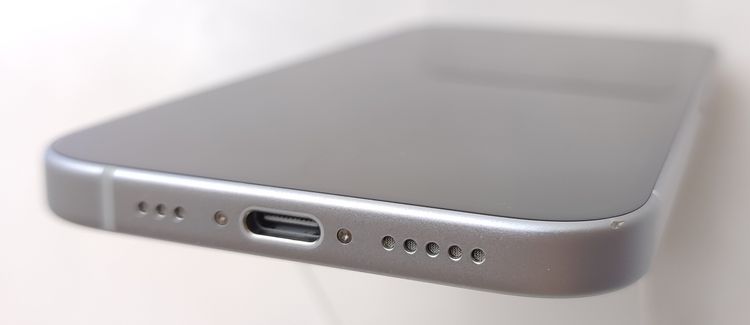 ��������ʡ� iPhone15 128GB �֥롼 SIM�ե꡼ ��Ƚ�� �Хåƥ꡼87%