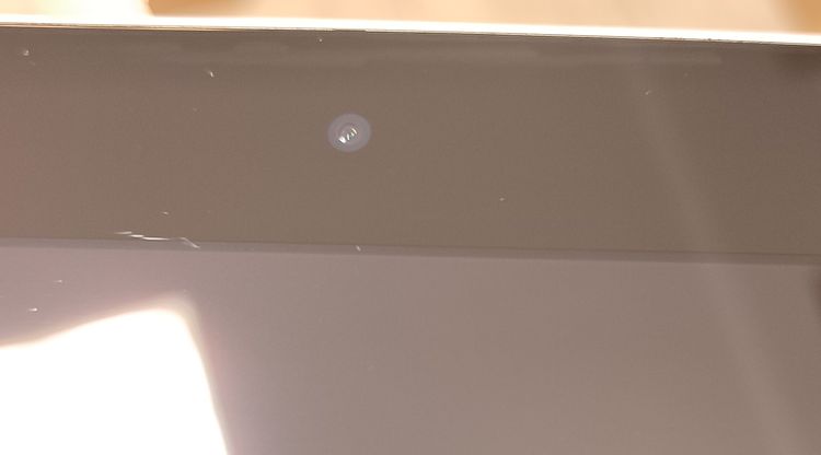 ��������š� iPad ��9���� 64GB ����С� SIM�ե꡼ ��Ƚ�� �Хåƥ꡼98%