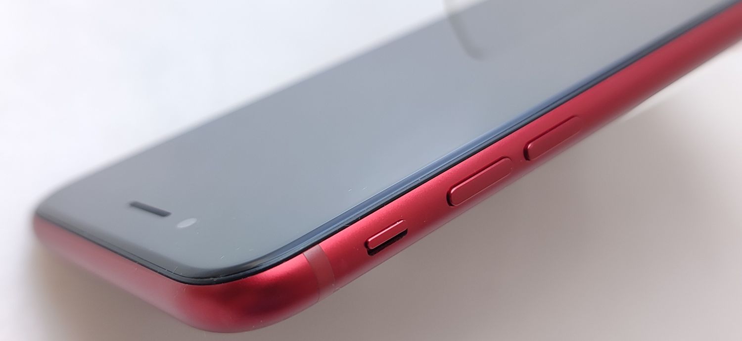 ムスビー｜【美品中古】 iPhone SE3 128GB レッド 国内版SIMフリー 