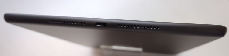 ��������š� iPad ��9���� 64GB ���졼 SIM�ե꡼ ��Ƚ�� �Хåƥ꡼100%