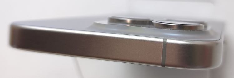 ��������š� iPhone15 Pro 256GB �ʥ����� ������SIM�ե꡼ �Хåƥ꡼85%
