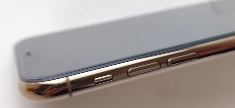 ��������š� iPhone11 Pro 64GB ������� SIM���å������ ��Ƚ��