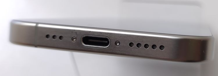 ��������ʡ� iPhone15 Pro 256GB �ʥ����� SIM�ե꡼ ��Ƚ�� 87%