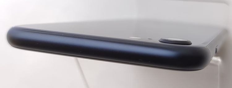 ������ʡ� iPhone SE3 64GB �ߥåɥʥ��� SIM�ե꡼ ��Ƚ�� 100%