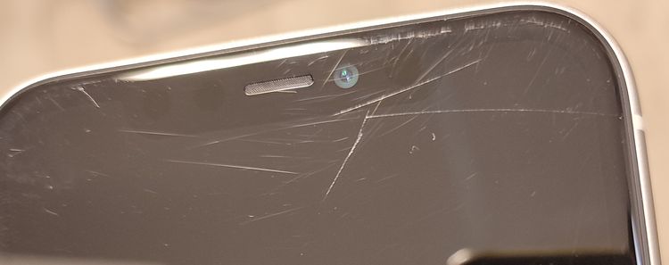 ʡ iPhone11 64GB ۥ磻 SIMå Ƚ Хåƥ꡼99%