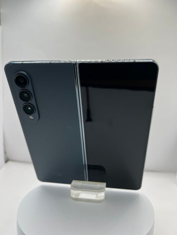 ���ʡ� Galaxy Z Fold4 256GB ���쥤���꡼�� AU��SIM�ե꡼