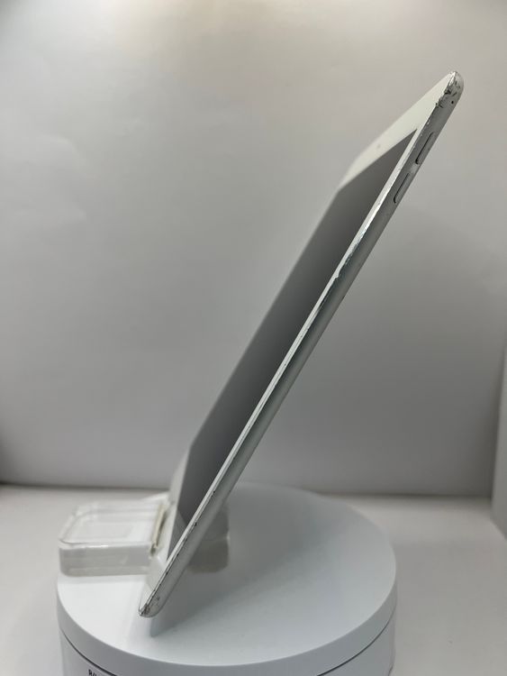 iPad mini4 128GB ����С����Хåƥ꡼100% WiFi��ǥ�