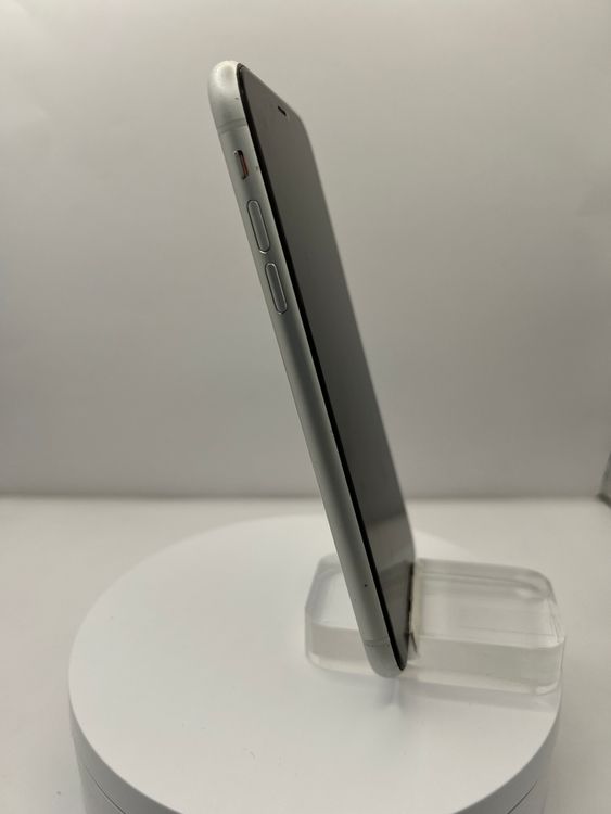 iPhone XR 128GB �ۥ磻�ȡ��Хåƥ꡼100% SIM�ե꡼