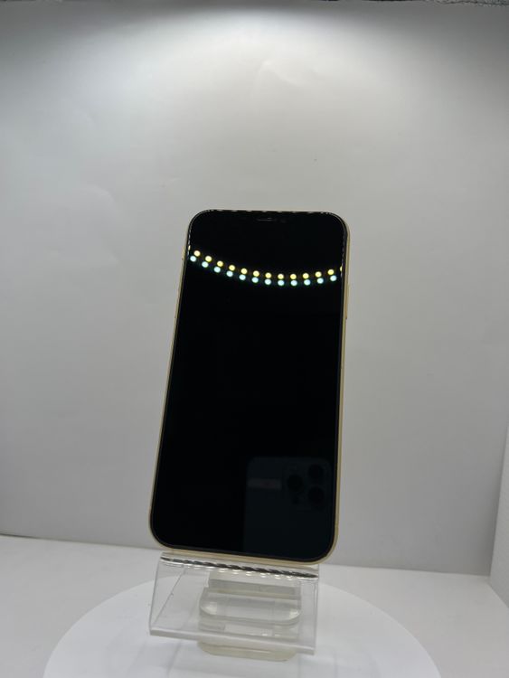 iPhone XR 64GB �����������Хåƥ꡼100% AU��SIM�ե꡼