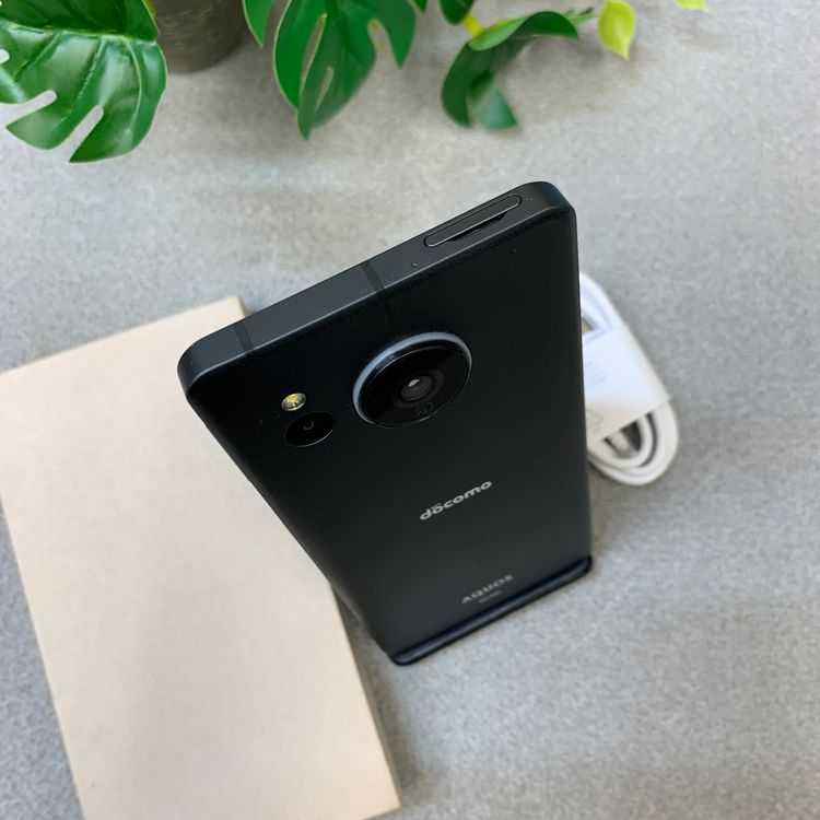 AQUOS sense7 128GB �֥�å� ������ SIM�ե꡼ ����̵��