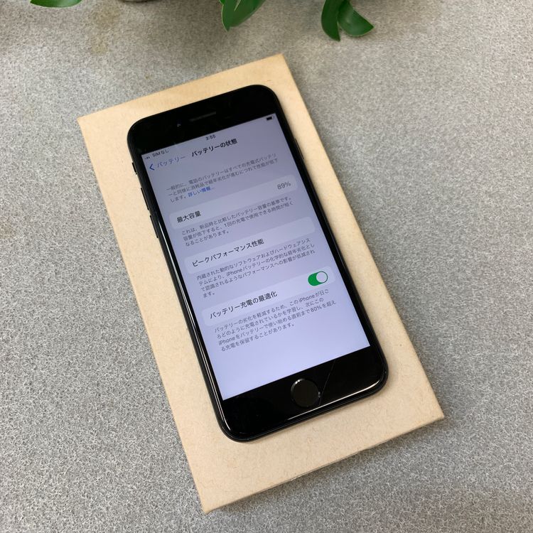 iPhone SE�裲���� 128Gb �֥�å� ������ SIM�ե꡼