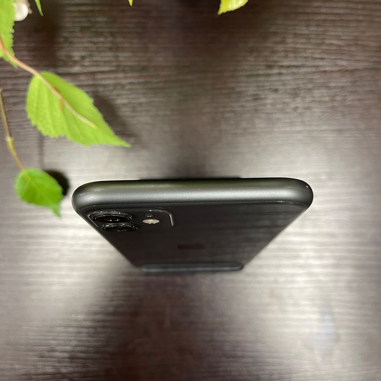 iPhone 11 128GB ブラック 国内SIMフリー 送料無料