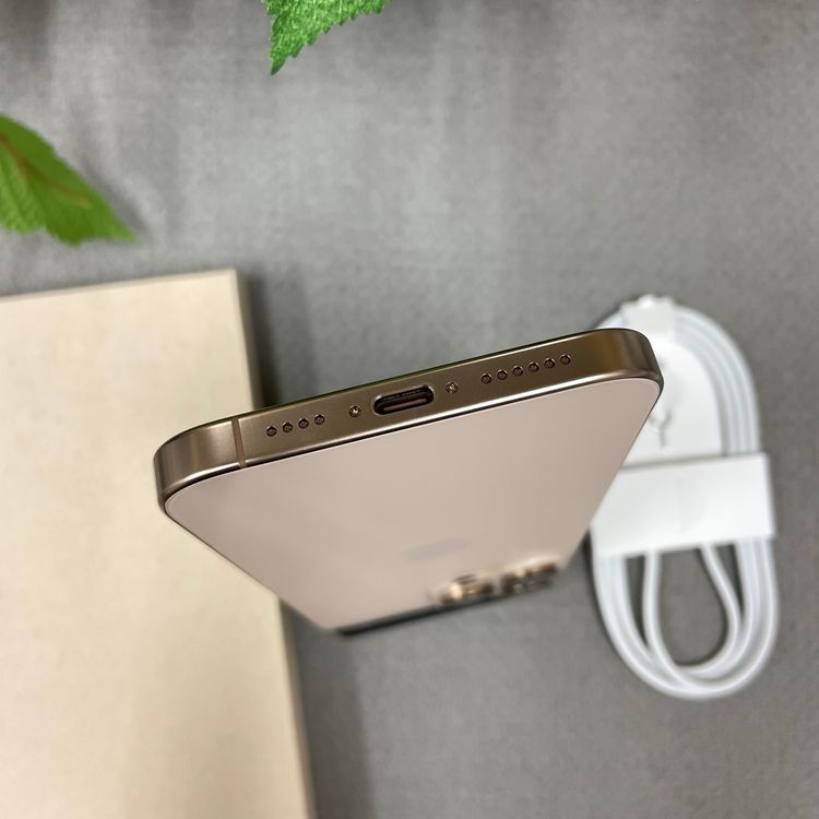 ����Ʊ�� iPhone 16ProMax 256GB �ǥ����� ������ SIM�ե꡼����̵��