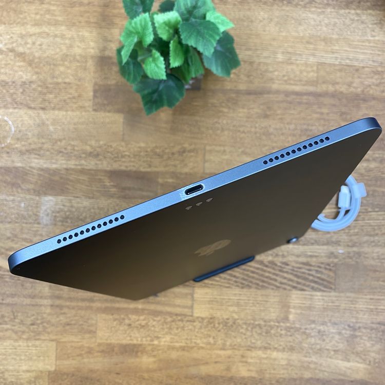�Хåƥ꡼84�� iPad Air (��4����) 64GB ���ڡ������쥤 Wi-Fi ��ǥ�