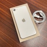 �Хåƥ꡼ 99% iPhone SE3 64GB �������饤�� ������ SIM�ե꡼ ����̵��