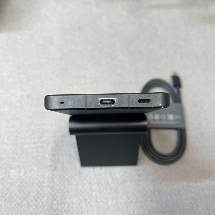 AQUOS R8 Pro 256GB �֥�å� ������ SIM�ե꡼����̵��