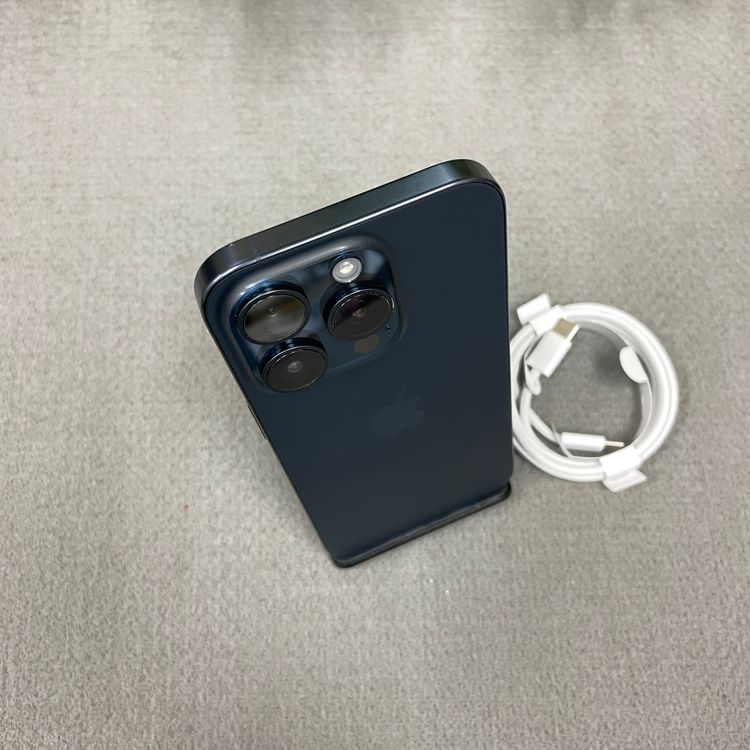 iPhone 15Pro 128GB �֥롼  ������SIM�ե꡼ ����̵��