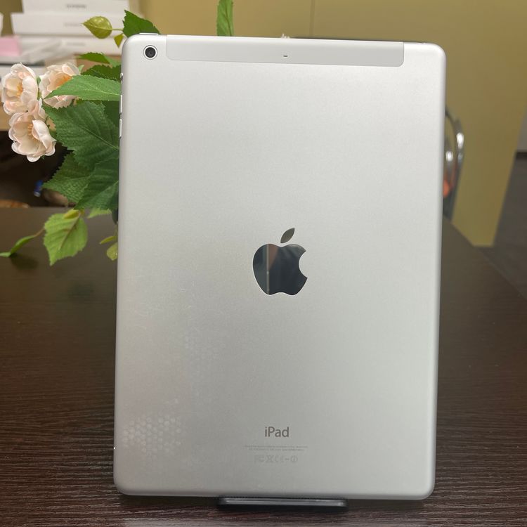 iPad Air 32GB Wi-Fi + Cellularǥ SIMե꡼