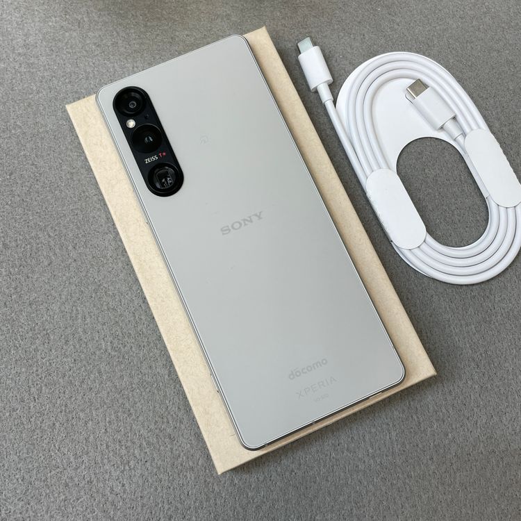 Sony Xperia 1 V SO-51D 256GB ����С� ������ SIM�ե꡼����̵��