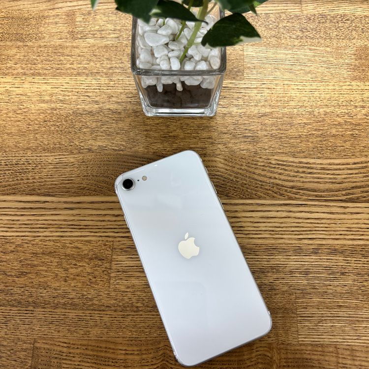 iPhone SE2 64GB �ۥ磻�� ������ SIM�ե꡼ ����̵��
